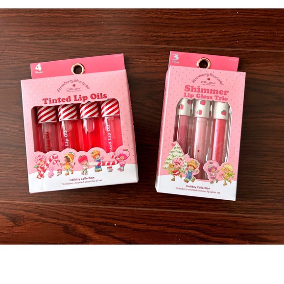 Strawberry Shortcake Lip Oil & Lip Gloss Set Celavi Holiday Collection NEW Gift - Picture 1 of 6